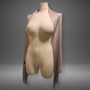 Elegant Vintage Silver Fishnet Women's Shawl